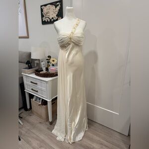 Prom Dress One-Shoulder with Floral Appliqué Women’s Size 9